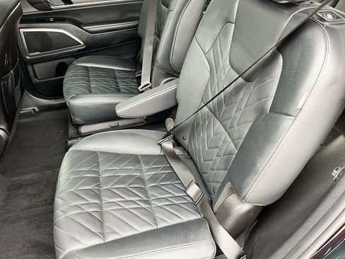 Used 2025 Kia Telluride EX X-Line AWD/4WD image 26