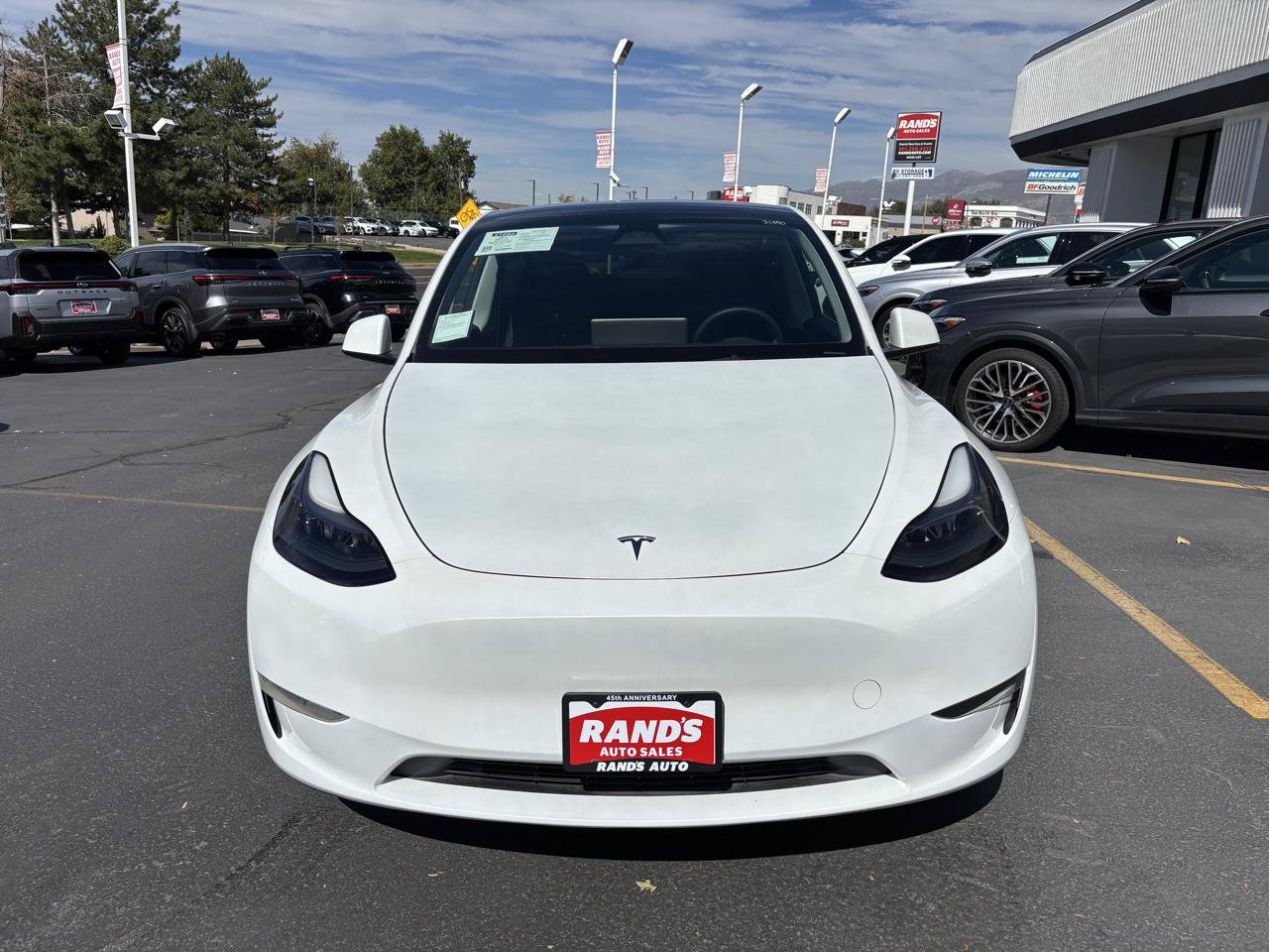 Used 2023 Tesla Model Y Long Range AWD/4WD image 11
