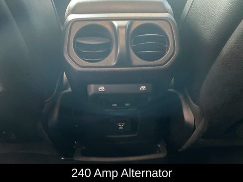 Used 2021 Jeep Wrangler Unlimited Rubicon AWD/4WD image 12