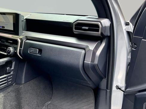 Used 2026 Toyota 4Runner SR5 RWD image 19