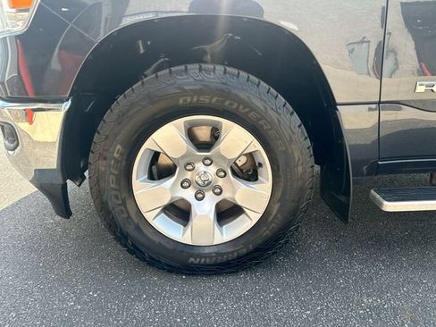 Used 2020 RAM 1500 Big Horn AWD/4WD image 19