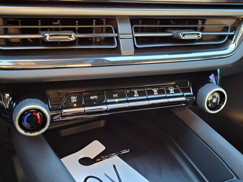 New 2026 Chevrolet Equinox EV RS image 20