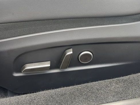 Used 2024 Tesla Model 3 Standard Range RWD image 21