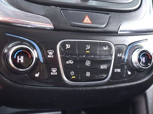 Used 2020 Chevrolet Equinox Premier w/ LPO, Floor Liner Package image 23