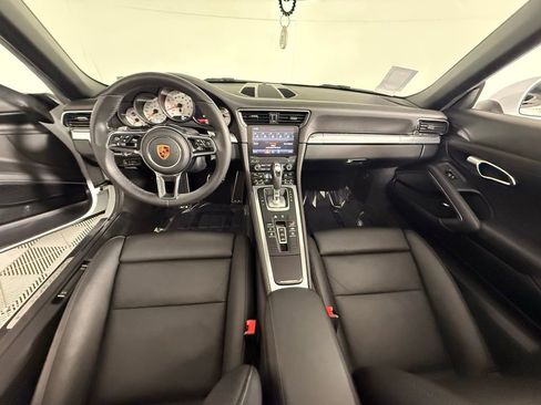 Certified 2019 Porsche 911 Carrera S image 20