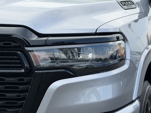 Used 2025 RAM 1500 Big Horn AWD/4WD image 6