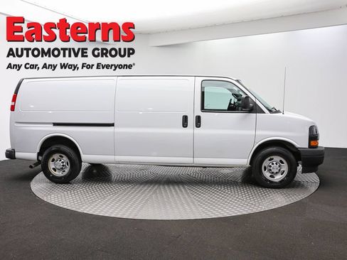 Used 2019 Chevrolet Express 2500 Extended w/ Safety Package RWD image 4
