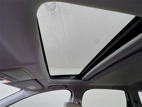 Used 2021 Honda CR-V EX-L image 18