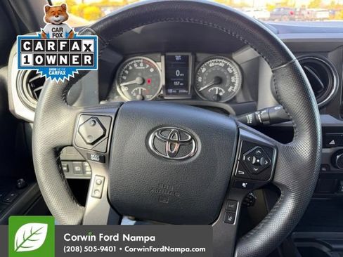 Used 2023 Toyota Tacoma TRD Off-Road AWD/4WD image 15