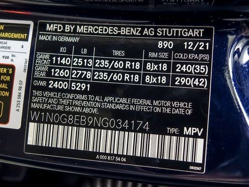 Used 2022 Mercedes-Benz GLC 300 4MATIC w/ Premium Package Lite image 36