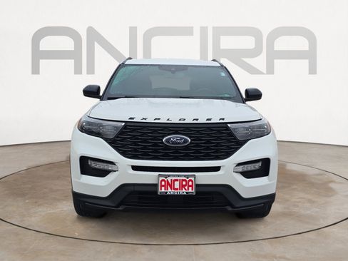 Used 2022 Ford Explorer ST-Line w/ Class IV Trailer Tow Package image 5