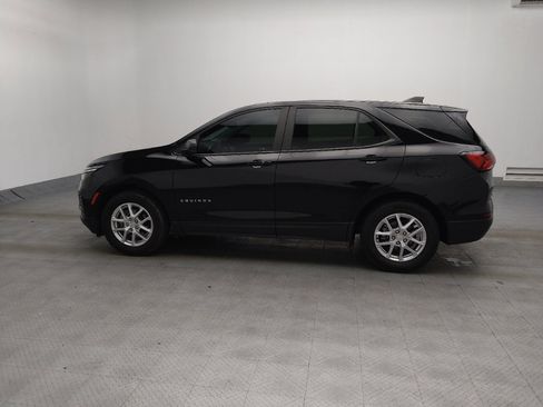 Used 2023 Chevrolet Equinox LS image 3