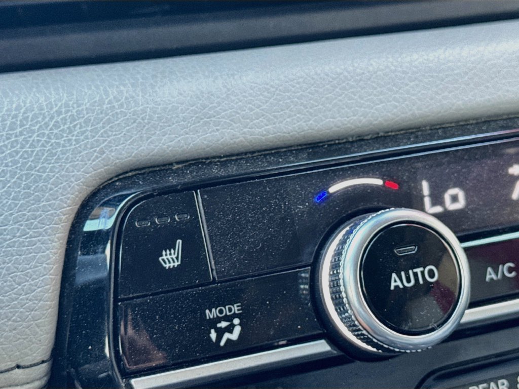 Used 2025 Honda Pilot Touring image 20