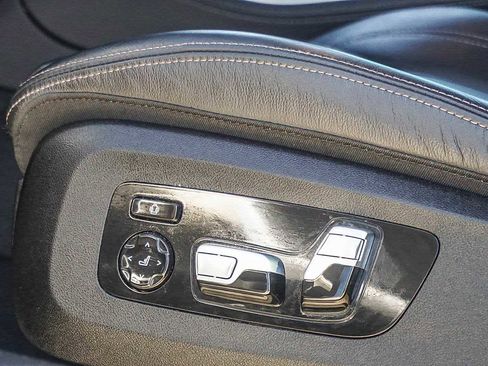 Used 2022 BMW X5 sDrive40i w/ M Sport Package image 22