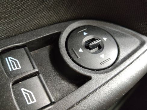 Used 2017 Ford Focus S image 27