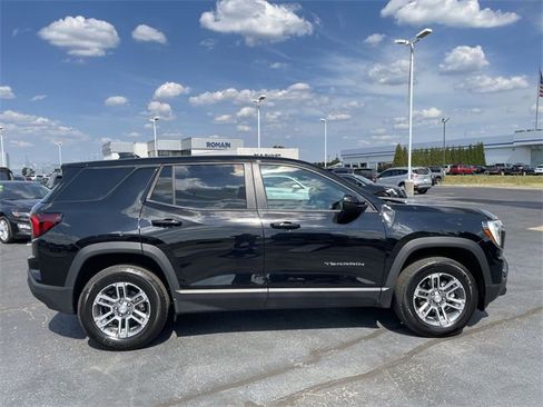 Used 2025 GMC Terrain Elevation image 6