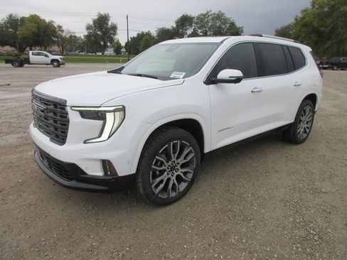 New 2026 GMC Acadia Denali Ultimate image 10