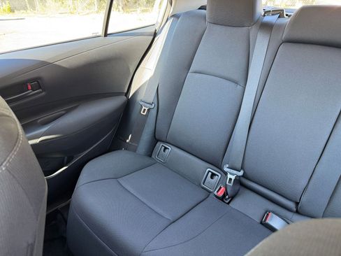 Used 2025 Toyota Corolla LE image 37