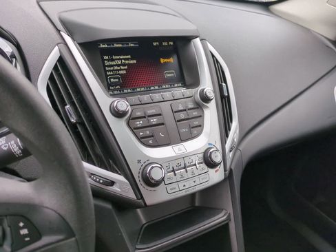 Used 2017 GMC Terrain SLE FWD image 25