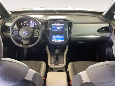 Certified 2025 Subaru Forester AWD/4WD image 10