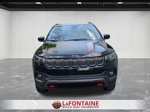 Used 2022 Jeep Compass Trailhawk w/ Trailhawk Convenience Group AWD/4WD image 8