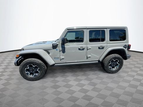 Used 2022 Jeep Wrangler Unlimited Rubicon 4xe w/ Cold Weather Group AWD/4WD image 9