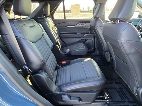 New 2026 Ford Explorer ST-Line image 9