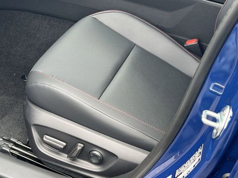 New 2026 Toyota Prius Plug-In Hybrid image 8