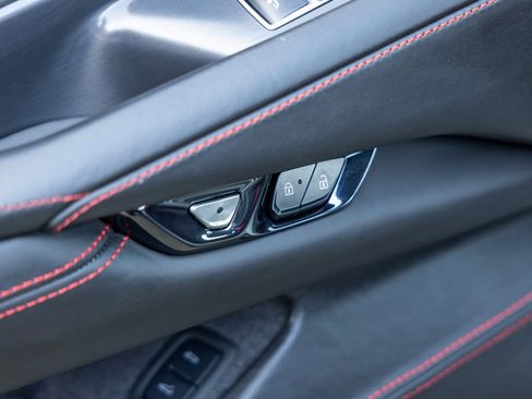 Used 2024 Chevrolet Corvette Z06 w/ Stealth Interior Trim Package image 35