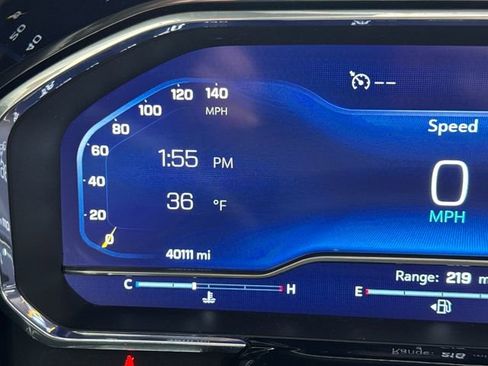 Used 2022 Chevrolet Silverado 1500 ZR2 w/ Technology Package image 18