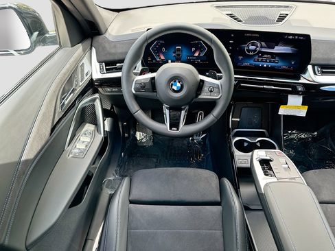 New 2026 BMW X2 xDrive28i w/ M Sport Package image 17
