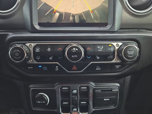 Used 2023 Jeep Wrangler Unlimited Rubicon 4xe w/ Steel Bumper Group image 21