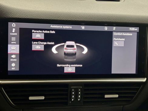 Used 2019 Porsche Cayenne AWD/4WD image 34