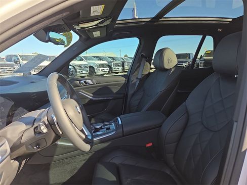 Used 2026 BMW X5 sDrive40i w/ Parking Assistance Package image 23