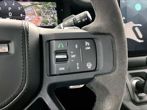 Used 2024 Land Rover Defender 110 Carpathian Edition image 25