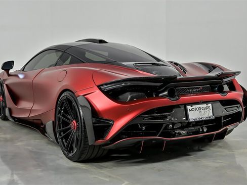 Used 2018 McLaren 720S RWD image 14
