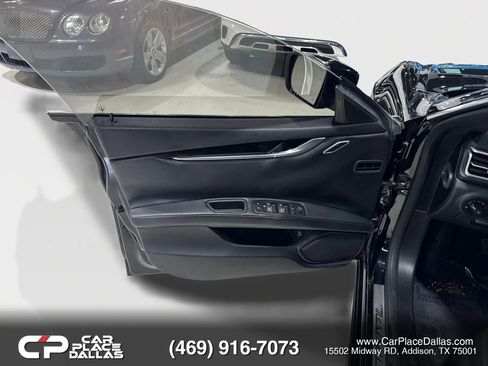 Used 2016 Maserati Ghibli RWD image 12