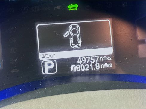 Used 2011 Nissan Leaf SL w/ Eco Design Pkg image 13