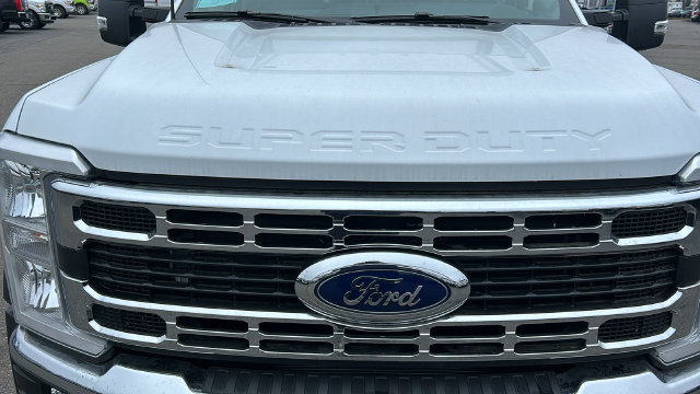 New 2026 Ford F550 4x4 Crew Cab Super Duty image 11