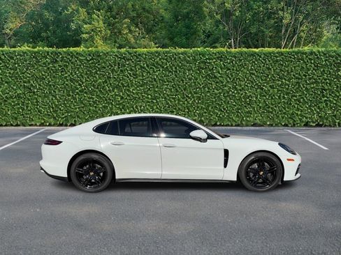 Used 2019 Porsche Panamera 4 image 2
