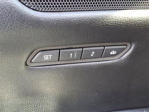 Used 2019 Cadillac XT5 Platinum image 15