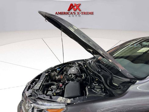 Used 2017 Honda Accord Sport image 30