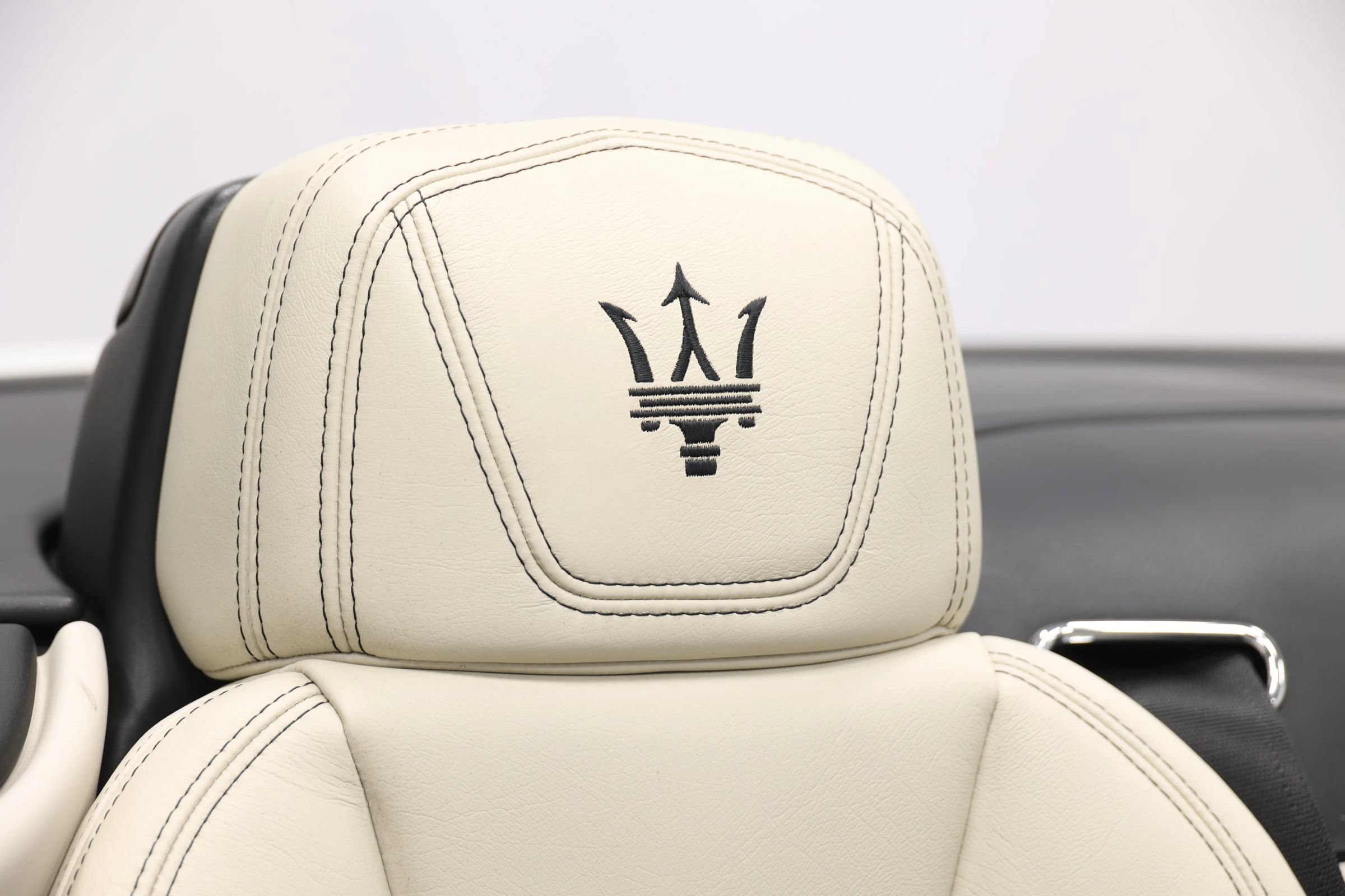 Used 2018 Maserati GranTurismo Sport RWD image 70
