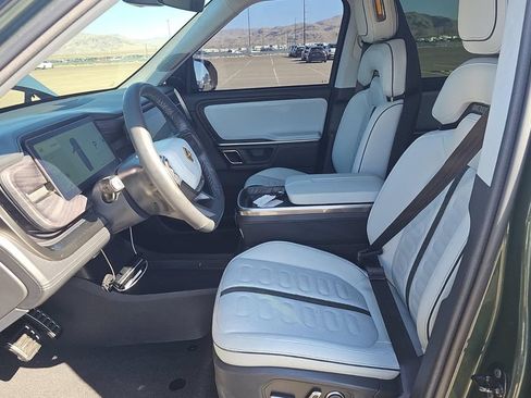 Used 2024 Rivian R1S Adventure AWD/4WD image 2