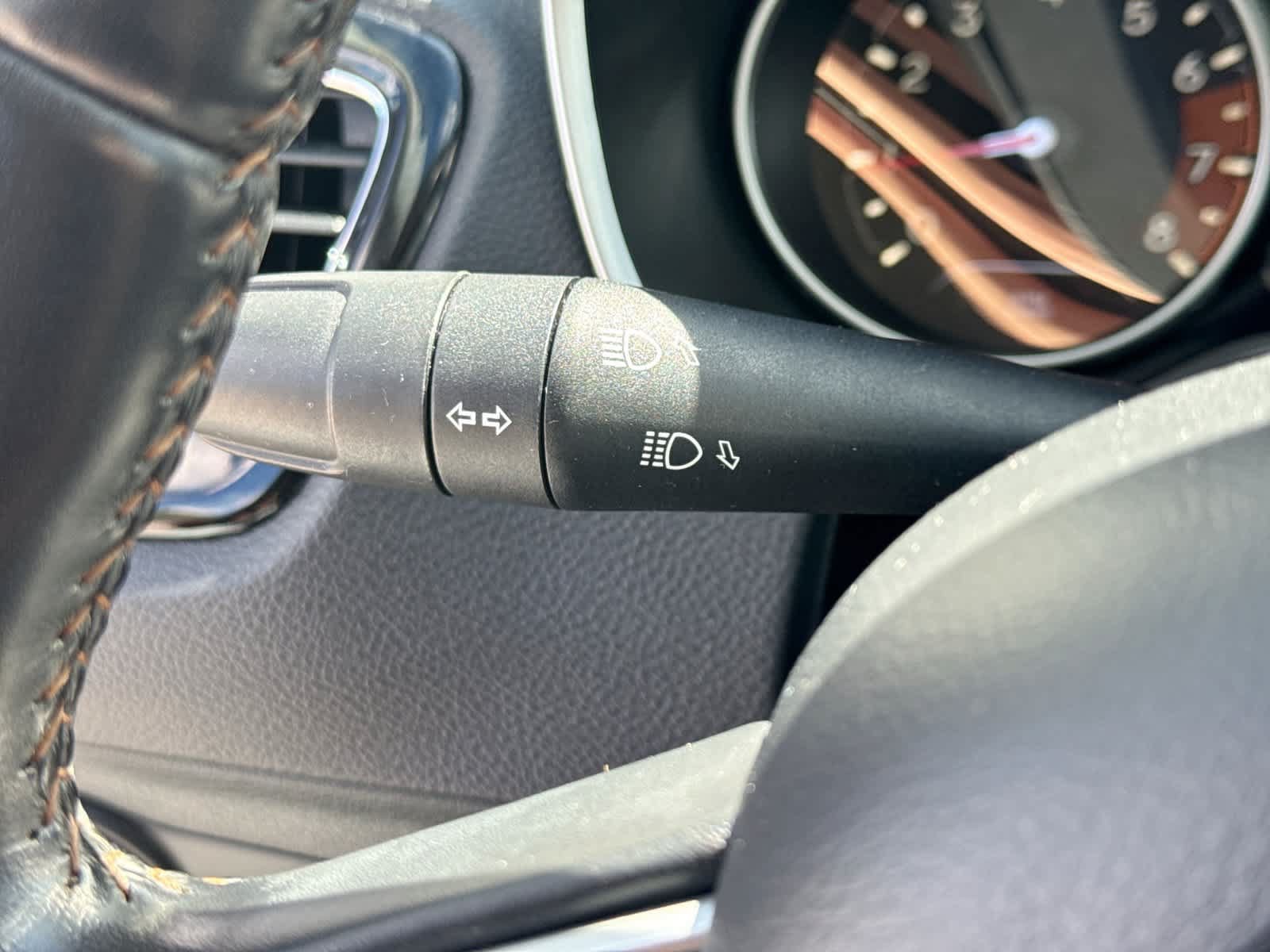 Used 2021 Jeep Compass Limited FWD image 32
