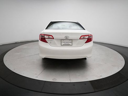 Used 2012 Toyota Camry LE image 24