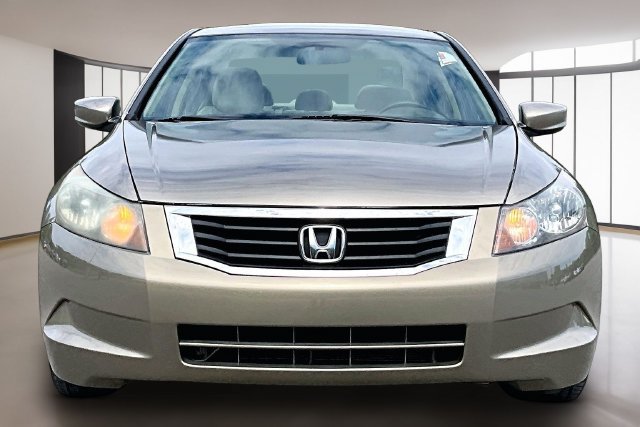 Used 2010 Honda Accord LX image 2