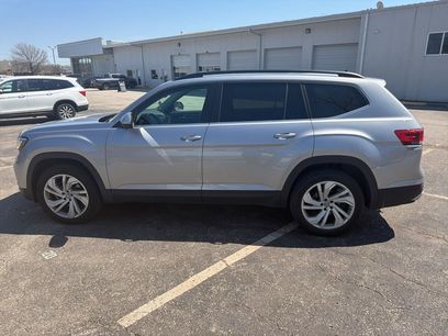 Used 2021 Volkswagen Atlas SE w/ Panoramic Sunroof Package