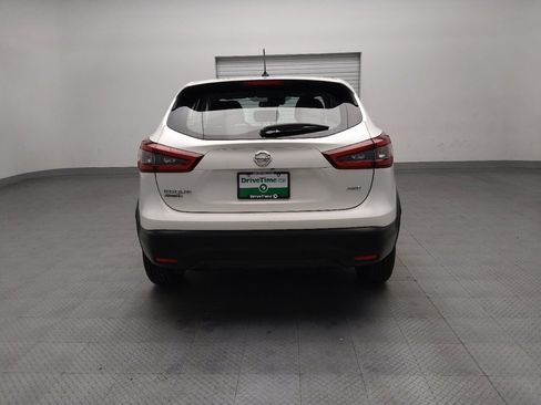 Used 2020 Nissan Rogue Sport S image 7