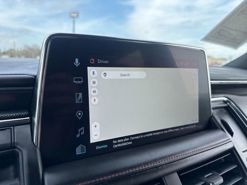 Used 2023 Chevrolet Suburban RST w/ Luxury Package image 14